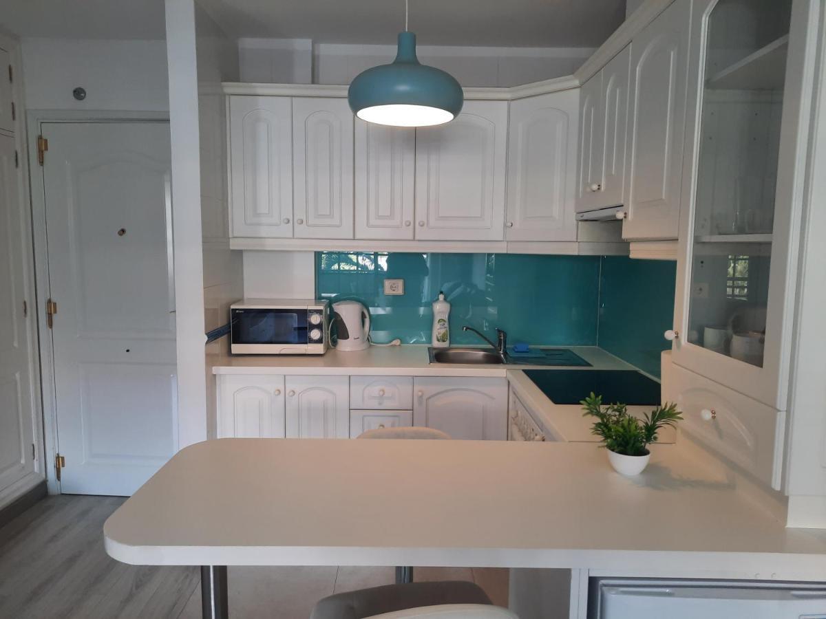 A Charming Apartment With A Swimming Pool Коста-дель-Силенцио Экстерьер фото